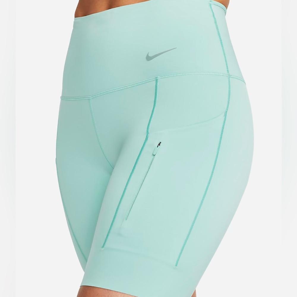 Nike Go Biker Shorts S